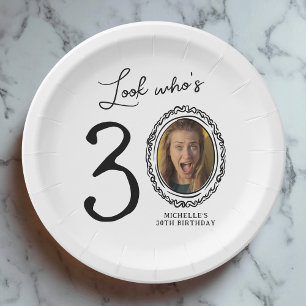 Assiettes En Carton Regardez qui est trente Photo 30e anniversaire