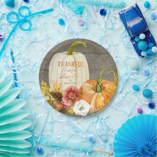 Assiettes En Carton Remerciements à la charmante ferme rustique en boi (Fête)