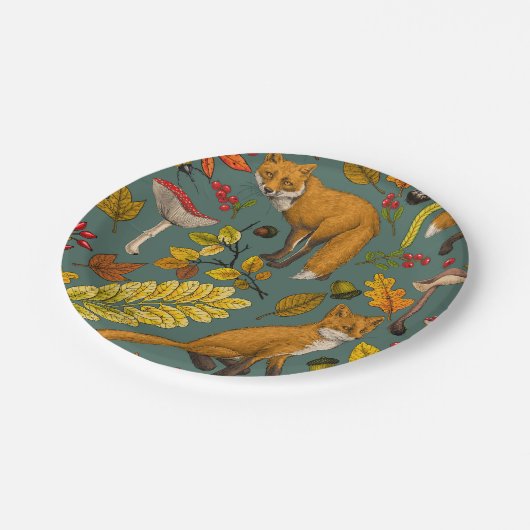 Assiettes En Carton Renard d'automne sur pin vert (Angle)