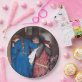 Assiettes En Carton Réunion sur les escaliers à tourelle (par F.W. Bur (Fête)