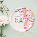 Assiettes En Carton Romantique pastel fleurs sauvages printemps nuptia<br><div class="desc">Fleurs sauvages pastel romantique printemps nuptiale plaque de douche nuptiale avec de jolies fleurs sauvages de pays en rose,  pêche,  violet,  lavande,  feuilles verts et plus,  avec une typographie de script brossé sur un élégant éditable arrière - plan rose pastel doux.</div>