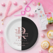 Assiettes En Carton Rose moderne Gold Split Monogramme personnalisé R (Fête)