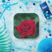 Assiettes En Carton Rose rouge proche (Fête)