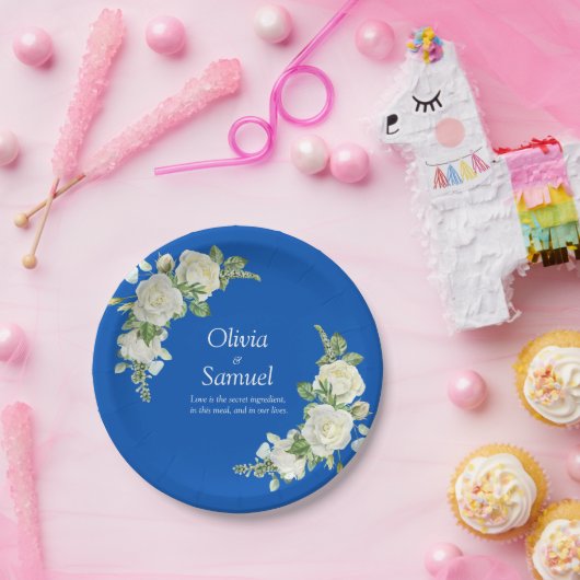 Assiettes En Carton Roses Bleues et Blanches Cobalt 7" (Fête)