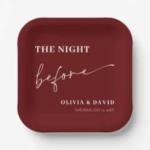 Assiettes En Carton Rouge Minimaliste La Nuit Avant Le Dîner De Répéti