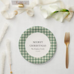 Assiettes En Carton Russe Vert En vichy moderne Noël<br><div class="desc">Plaques de papier de Noël rustique avec un design élégant,  le salut modifiable "Joyeux Noël" avec votre nom de famille et l'année sur un style vintage en vichy motif.</div>