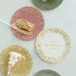 Assiettes En Carton Sage Green Garden Fête des mariées fleurie<br><div class="desc">De belles assiettes en papier vert sauge continuent le thème romantique dans cette suite de douche nuptiale. La typographie est élégante,  mais joueuse et moderne. Les couleurs sont douces et bohèmes dans toute la fête. Les petites assiettes légères fonctionnent parfaitement au-dessus des grandes assiettes sombres.</div>