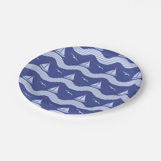 Assiettes En Carton Sailboats On Striped Sea Pattern (Angle)