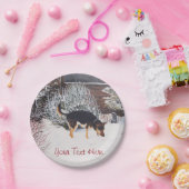 Assiettes En Carton Scène de neige d'hiver avec le chien noir et (Fête)