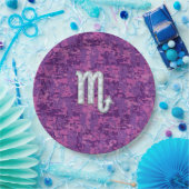 Assiettes En Carton Scorpio Zodiac Sign on Fuchsia Digital Camo (Fête)