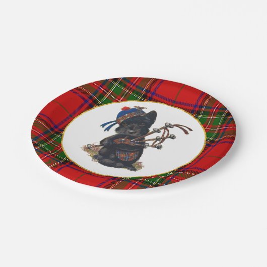 Assiettes En Carton Scottie mignon jouant des cornemuses (Angle)