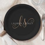 Assiettes En Carton Script féminin Black Gold moderne Monogramme<br><div class="desc">Plaque en papier monogrammé Black Gold Feminine Script moderne. Personnalisez facilement cette plaque en papier moderne et élégante avec votre monogramme et votre nom personnalisés.</div>