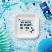 Assiettes En Carton Seinfeld | Graphique de typographie "Ces Pretzels" (Fête)