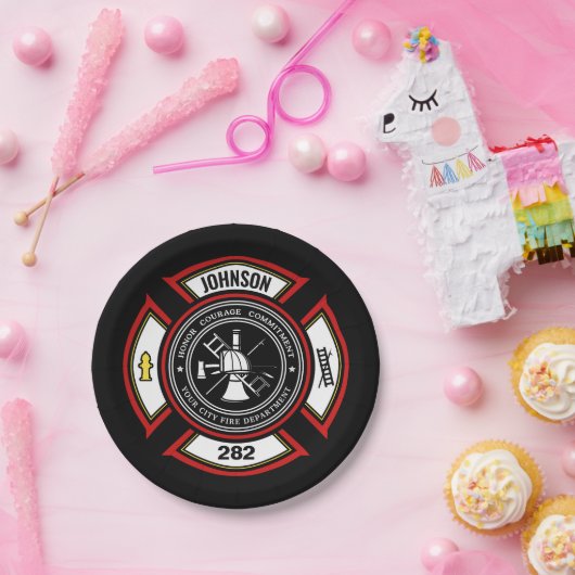 Assiettes En Carton Service d'incendie AJOUTER LE NOM Pompier Insigne  (Fête)