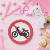 ASSIETTES EN CARTON SIGNE DE LA ROUTE AUTOBTO (Fête)