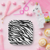 Assiettes En Carton Soirée d'anniversaire en safari imprimé noir blanc (Fête)