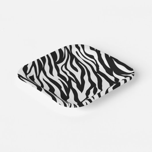 Assiettes En Carton Soirée d'anniversaire en safari imprimé noir blanc (Angulaire)