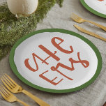 Assiettes En Carton Soirée festive à la main rouge et verte<br><div class="desc">Plaques de papier rouge et vert festif avec une main lettrée CHEERS au milieu.</div>