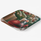 Assiettes En Carton Souris Joueuse Sur L'Ornement De Noël Rouge (Angulaire)