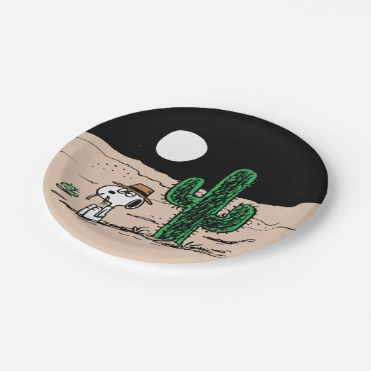 Assiettes En Carton Spike dans un désert illuminé par la Lune (Angle)