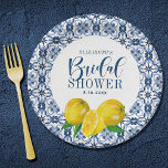 Assiettes En Carton Sticker en Mariage citron bleu italien carrelage<br><div class="desc">Une jolie plaque de papier-douche citron nuptiale décorée de citrons et de carreaux bleu italien. Idéal pour votre douche nuptiale en tuiles bleues italiennes. Conçu pour vous par Blackberry Boulevard.</div>