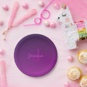 Assiettes En Carton Texte monogramme modifiable moderne & Ombre violet (Fête)