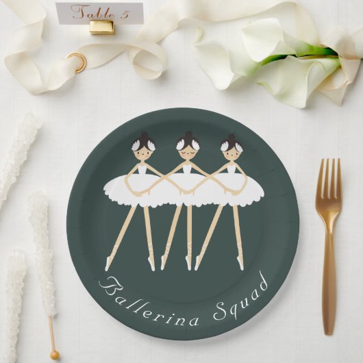 Assiettes En Carton Trois Ballerinas mignonnes, Robes blanches (Mariage)