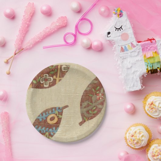 Assiettes En Carton Trois Feuilles sur l'Arrière - plan Texture Linen (Fête)