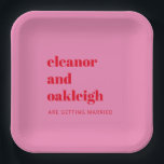 Assiettes En Carton Typographie audacieuse rose vif et rouge Mariage m<br><div class="desc">Typographie en gras Plaques en papier Mariage rose et rouge brillant</div>