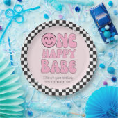 Assiettes En Carton Un Bébé heureux, joyeux visage rose (Fête)