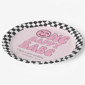 Assiettes En Carton Un Bébé heureux, joyeux visage rose (Angle)