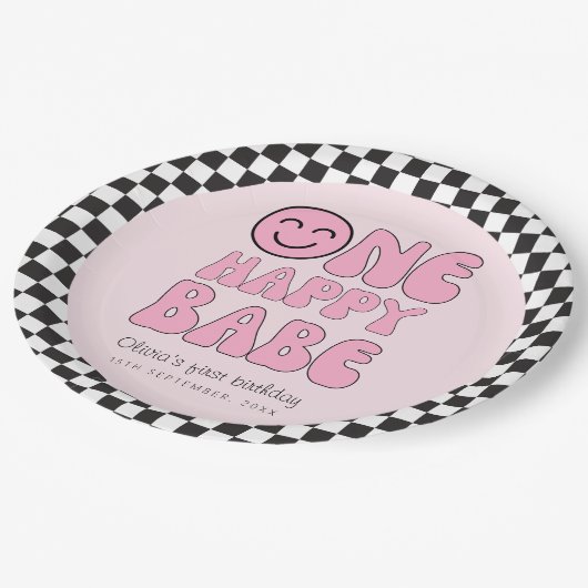 Assiettes En Carton Un Bébé heureux, joyeux visage rose (Angle)