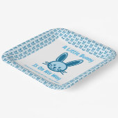 Assiettes En Carton Un Petit Lapin Est Sur Le Chemin De Plaque De Papi (Angulaire)