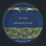 Assiettes En Carton Unique Marine Blue Gold Peacock Feaths Mariage<br><div class="desc">Design moderne et élégant avec plumes de paon,  cadre en faux or sur arrière - plan bleu marine. Utilisez l'outil Personnaliser pour ajouter vos informations. Des éléments correspondants se trouvent dans ma collection Peacock Blue.</div>