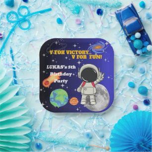 Assiettes En Carton V pour la victoire V pour le plaisir Anniversaire