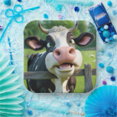 Assiettes En Carton Vache en dessin au-dessus d'une clôture (Fête)