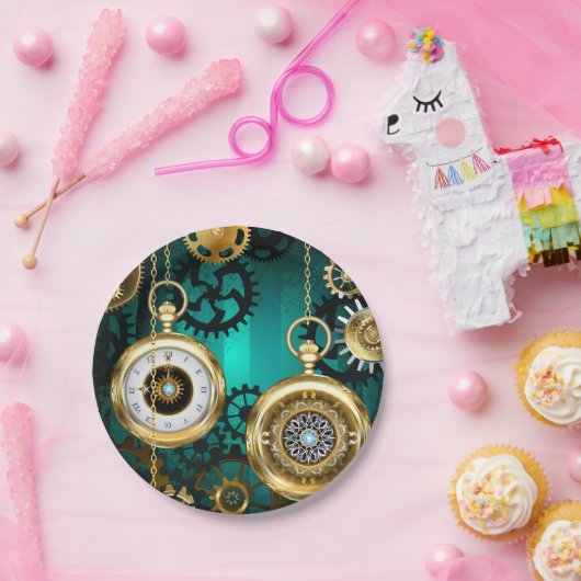 Assiettes En Carton Veille bijoux Steampunk sur un Arrière - plan vert (Fête)