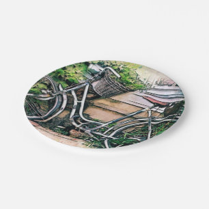 Assiettes En Carton Vélos et panier dans le jardin