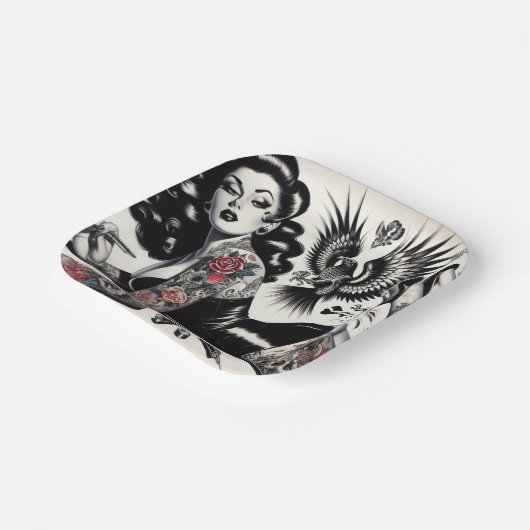 Assiettes En Carton Vielle écolière tatouée (Angulaire)