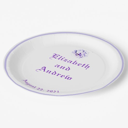 Assiettes En Carton Violettes élégantes (Angle)