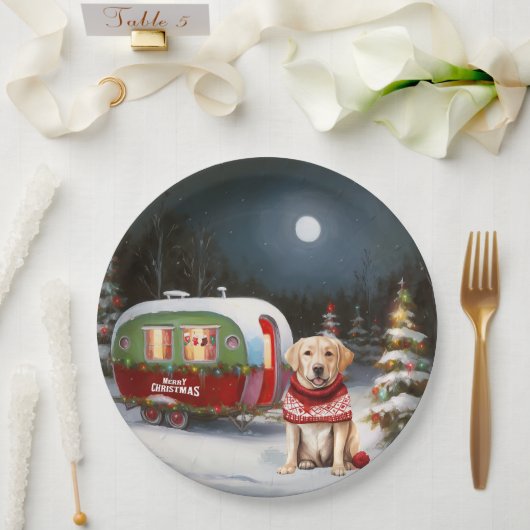 Assiettes En Carton Winter Labrador Caravan Christmas Adventure (Mariage)