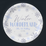 Assiettes En Carton Winter Wonderland Blue Snowflake fête d'anniversai<br><div class="desc">Voici une Wonderland Winter Blue Snowflake Plaques de papier fête d'anniversaire de fête!</div>