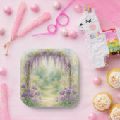 Assiettes En Carton Wisteria Archway dans un jardin d'été (Fête)