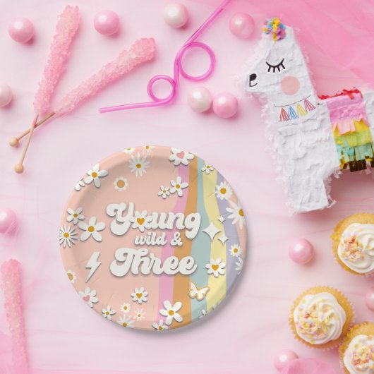 Assiettes En Carton Young Wild et Three Super 3e Plaque d'anniversaire (Fête)
