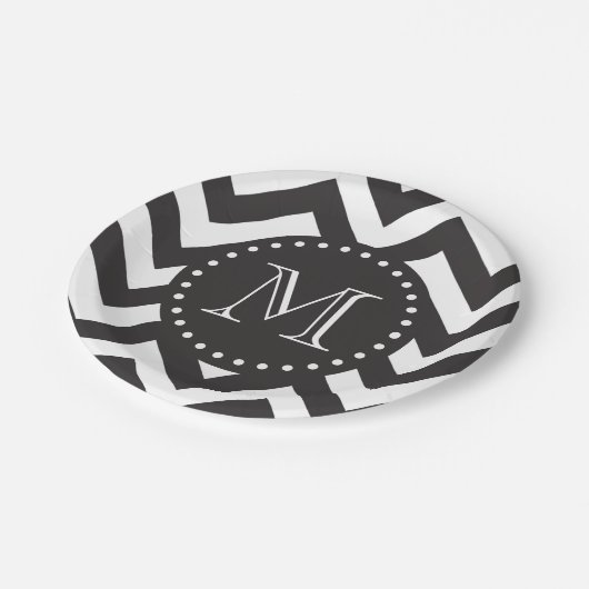 Assiettes En Carton Zigzag noir et blanc Chevron Monogramme (Angle)