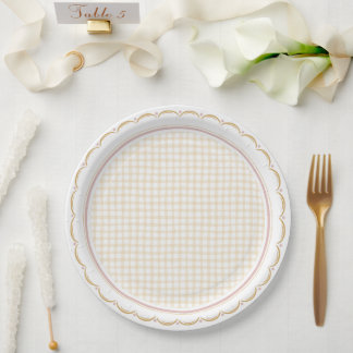 Assiettes en papier festonnées et à carreaux