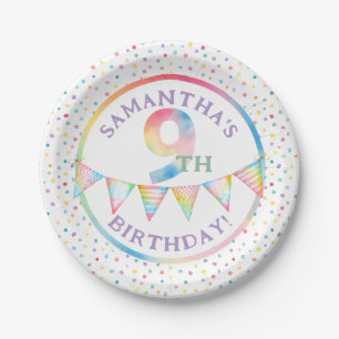 Assiettes en papier pour la fête d'anniversaire de
