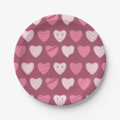 Assiettes en papier rouge framboise à motif de cœu (Devant)