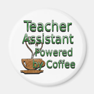 Assistent van docent met koffie magneet