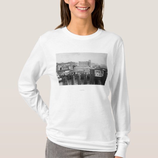 Astoria, Oregon Scene met ferry Slip T-shirt (Voorkant)